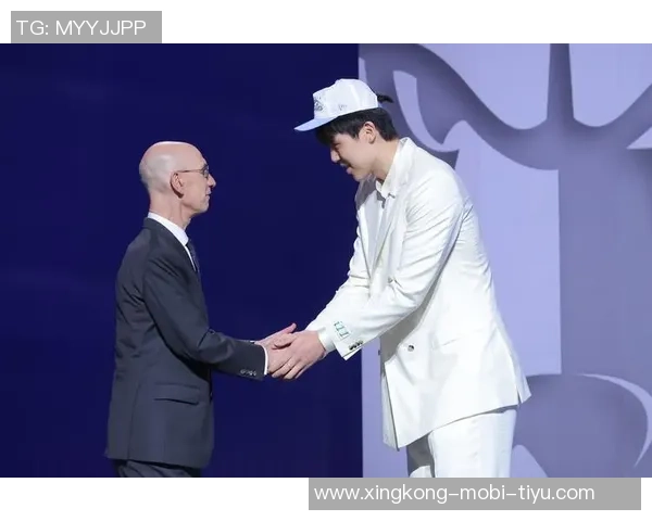 萧华展望未来新星杨瀚森等人有望成长为下一个篮球巨星