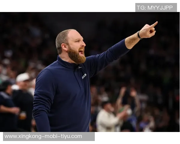 詹金斯关键时刻果断出手三分绝平展现不设限的篮球精神 詹金斯关键时刻果断出手三分绝平展现不设限的篮球精神